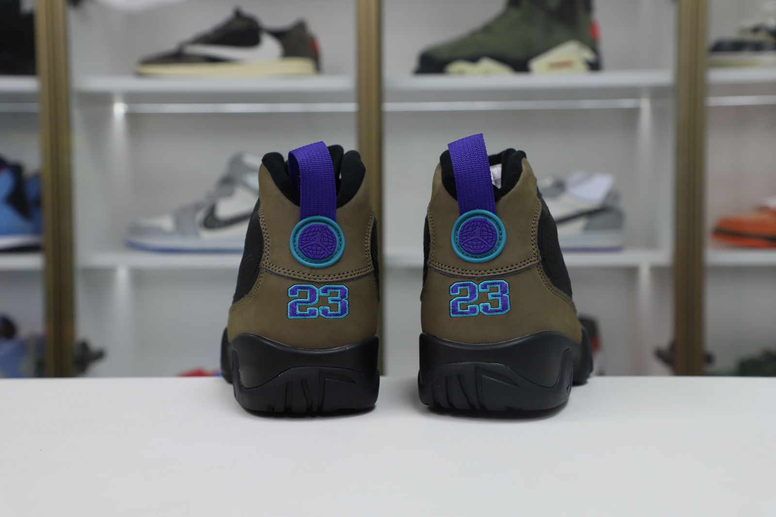 Air Jordan 9