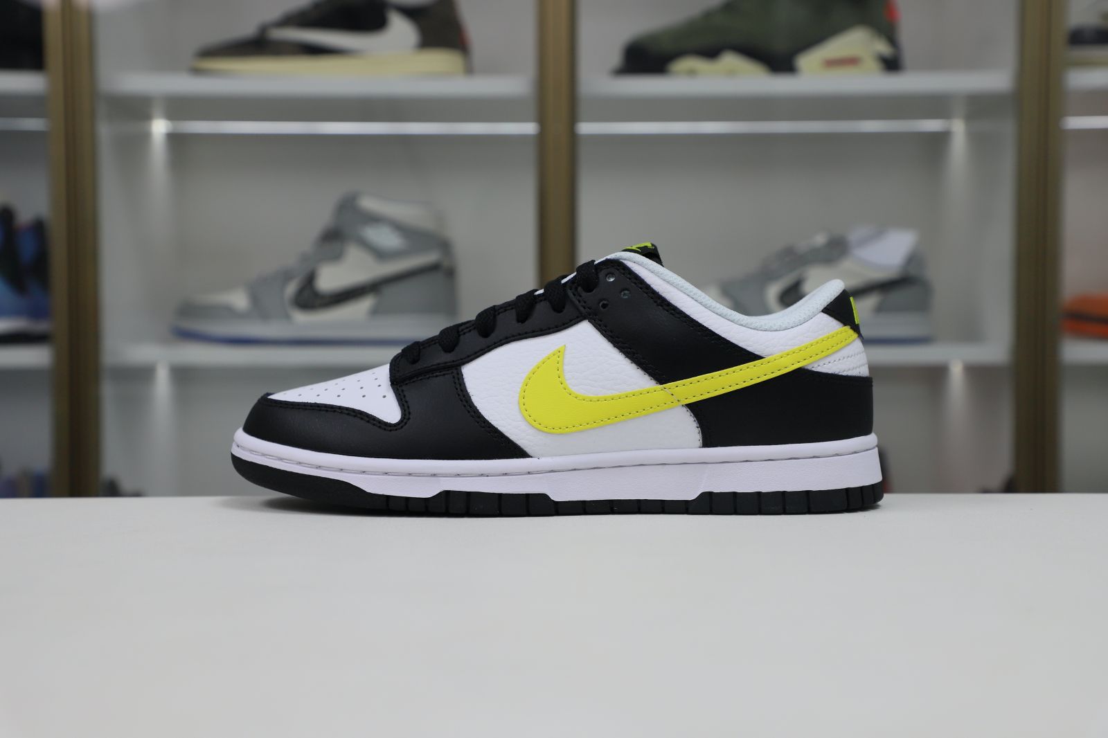 Nike Dunk Low