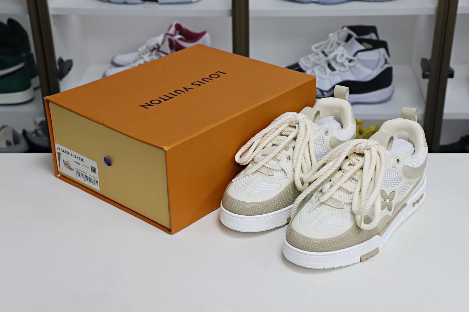 L/V Trainer