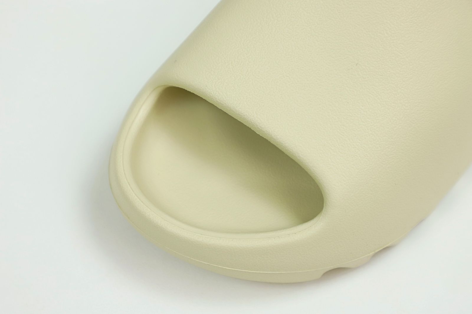 Yeezy Slide