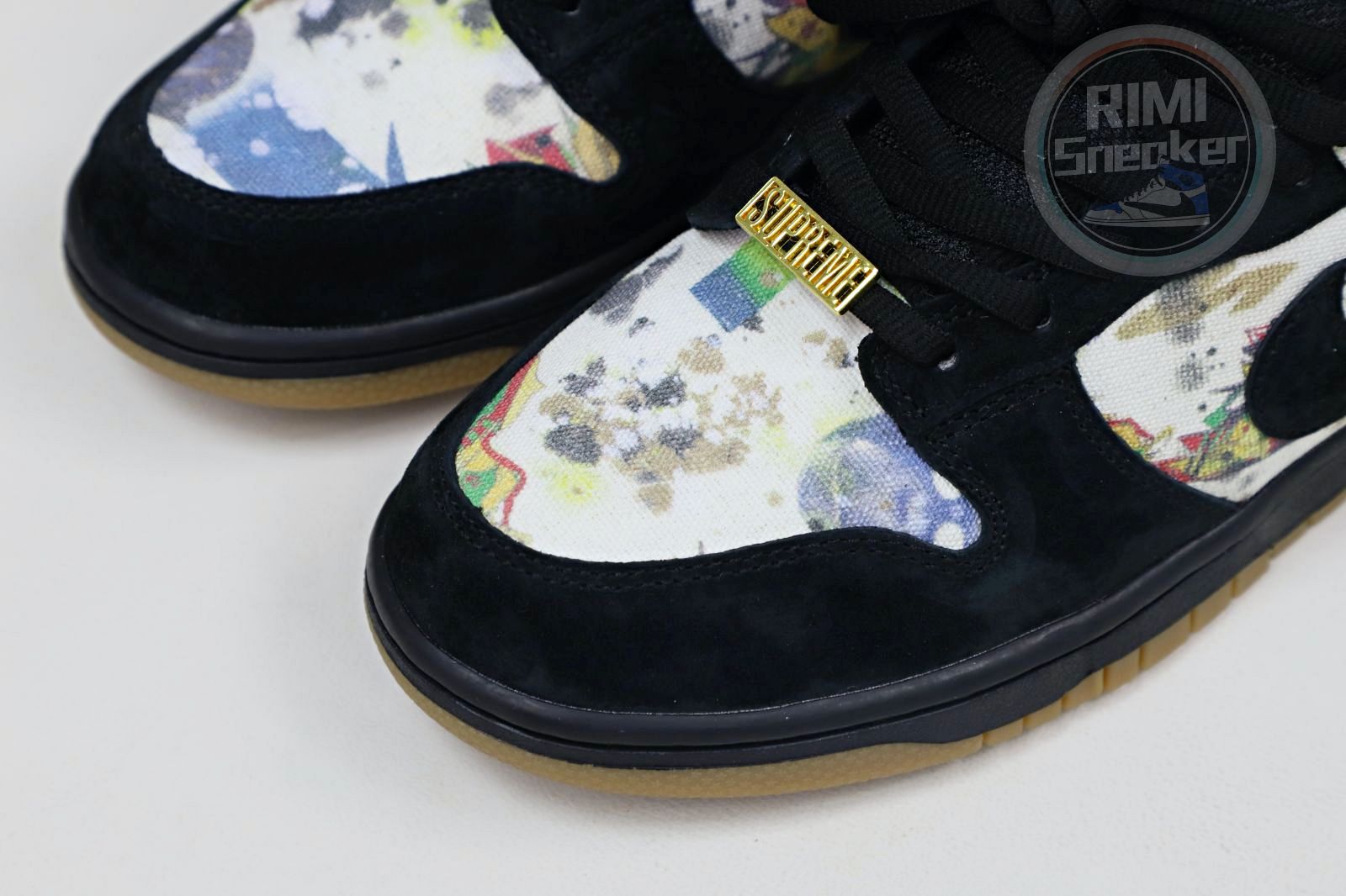 Supreme x Nike SB DunkLow