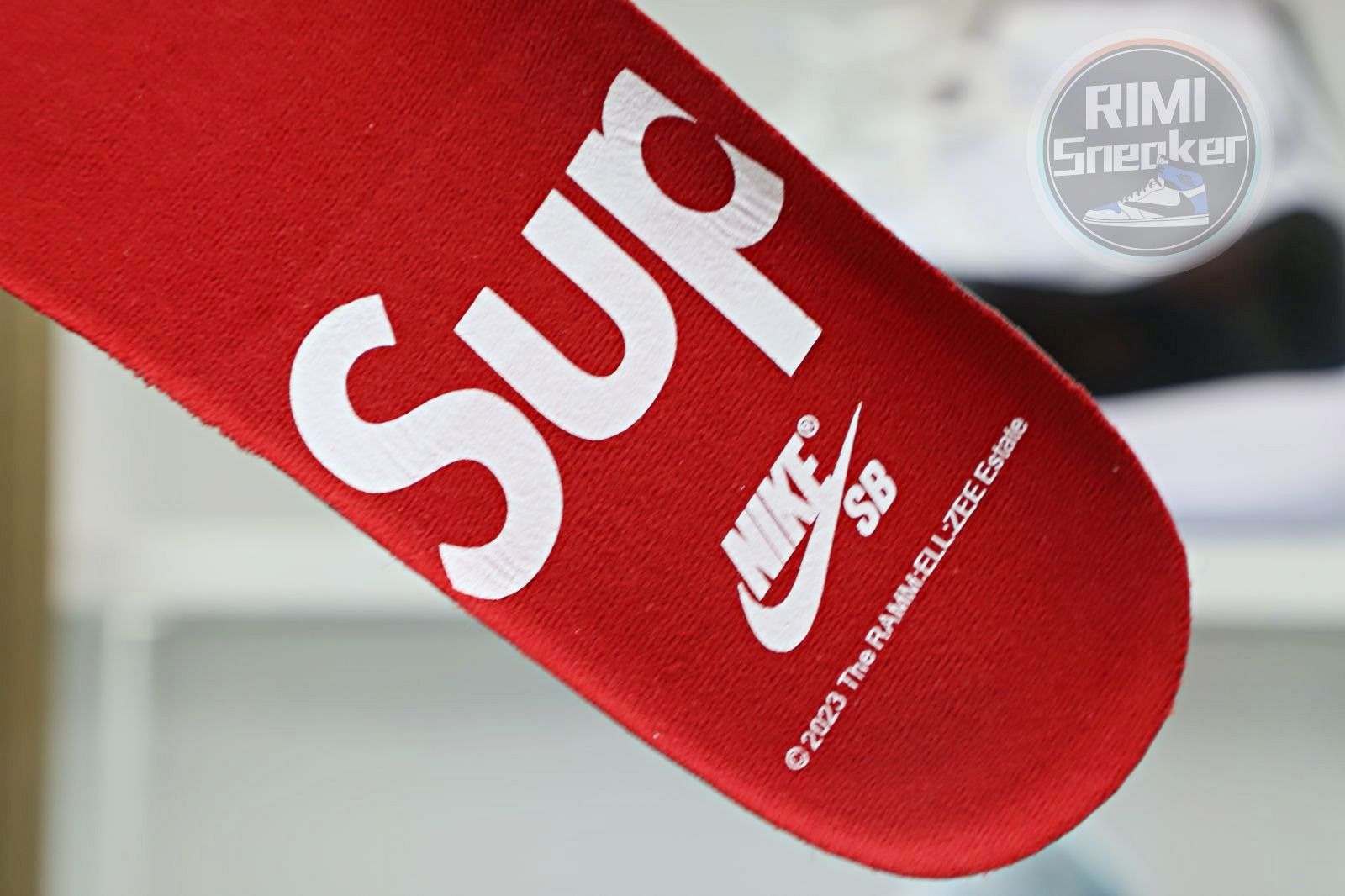 Supreme x Nike SB DunkLow