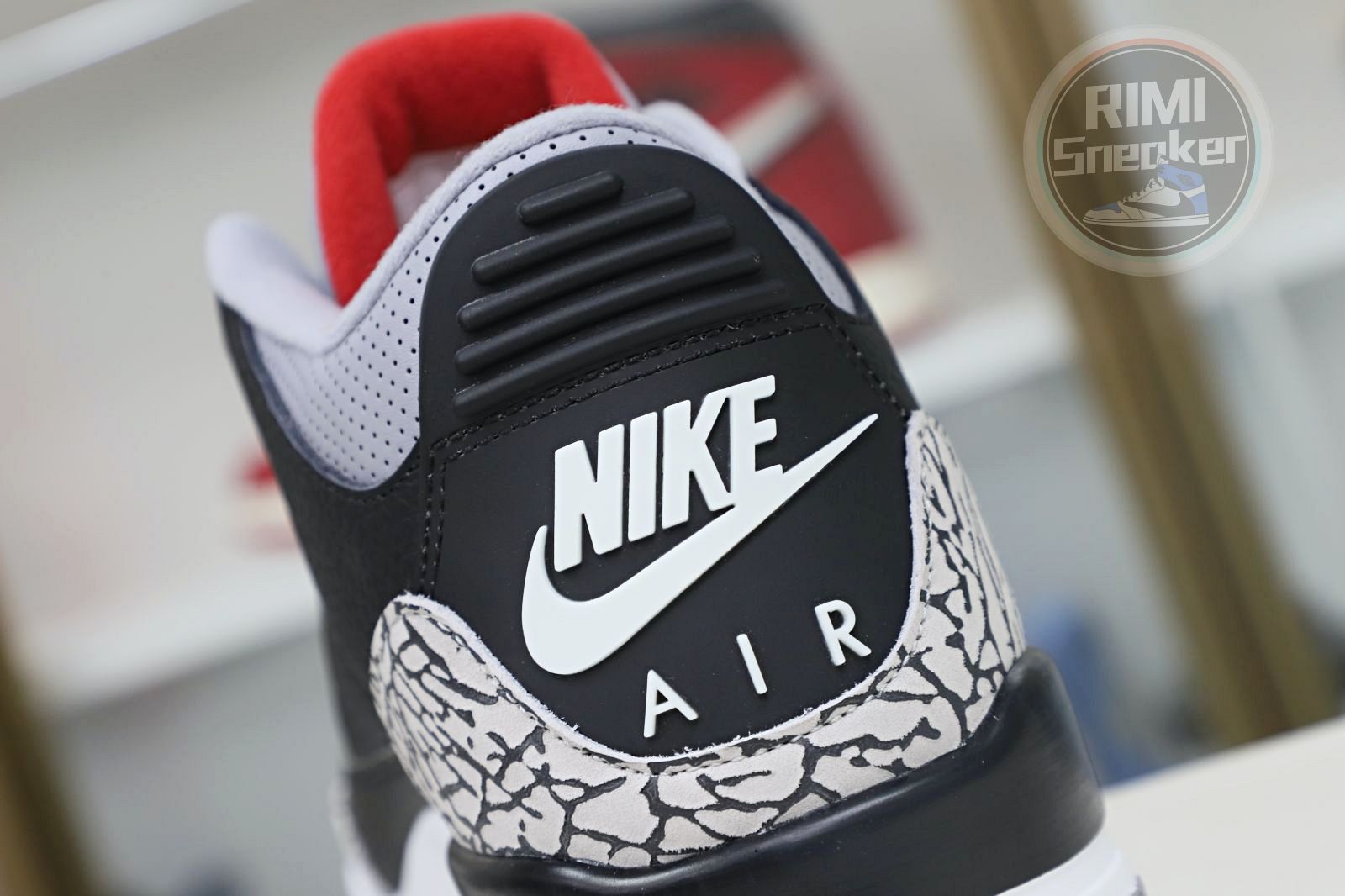 AIR JORDAN 3 RETRO OG 'BLACK CEMENT' 2018(854262-001)
