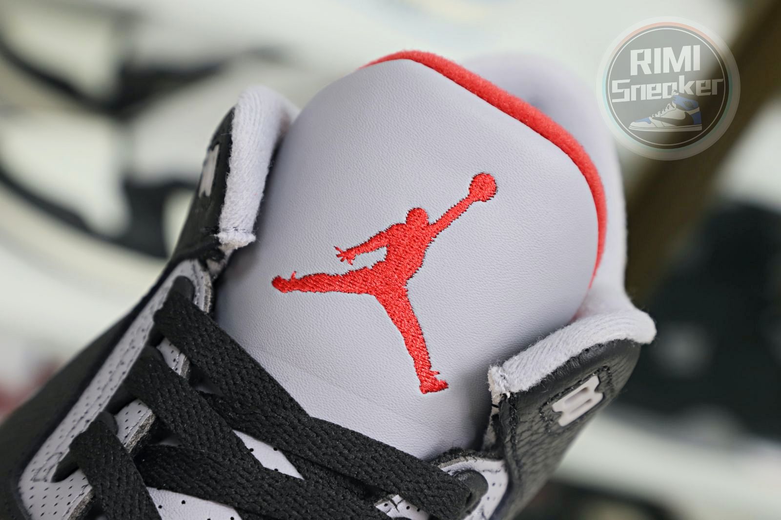 AIR JORDAN 3 RETRO OG 'BLACK CEMENT' 2018(854262-001)
