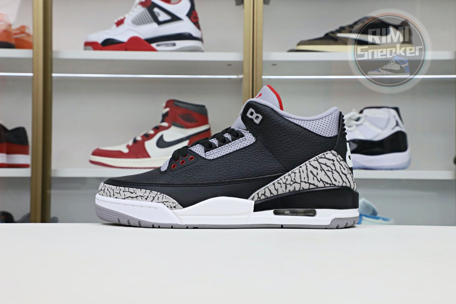 AIR JORDAN 3 RETRO OG 'BLACK CEMENT' 2018(854262-001)