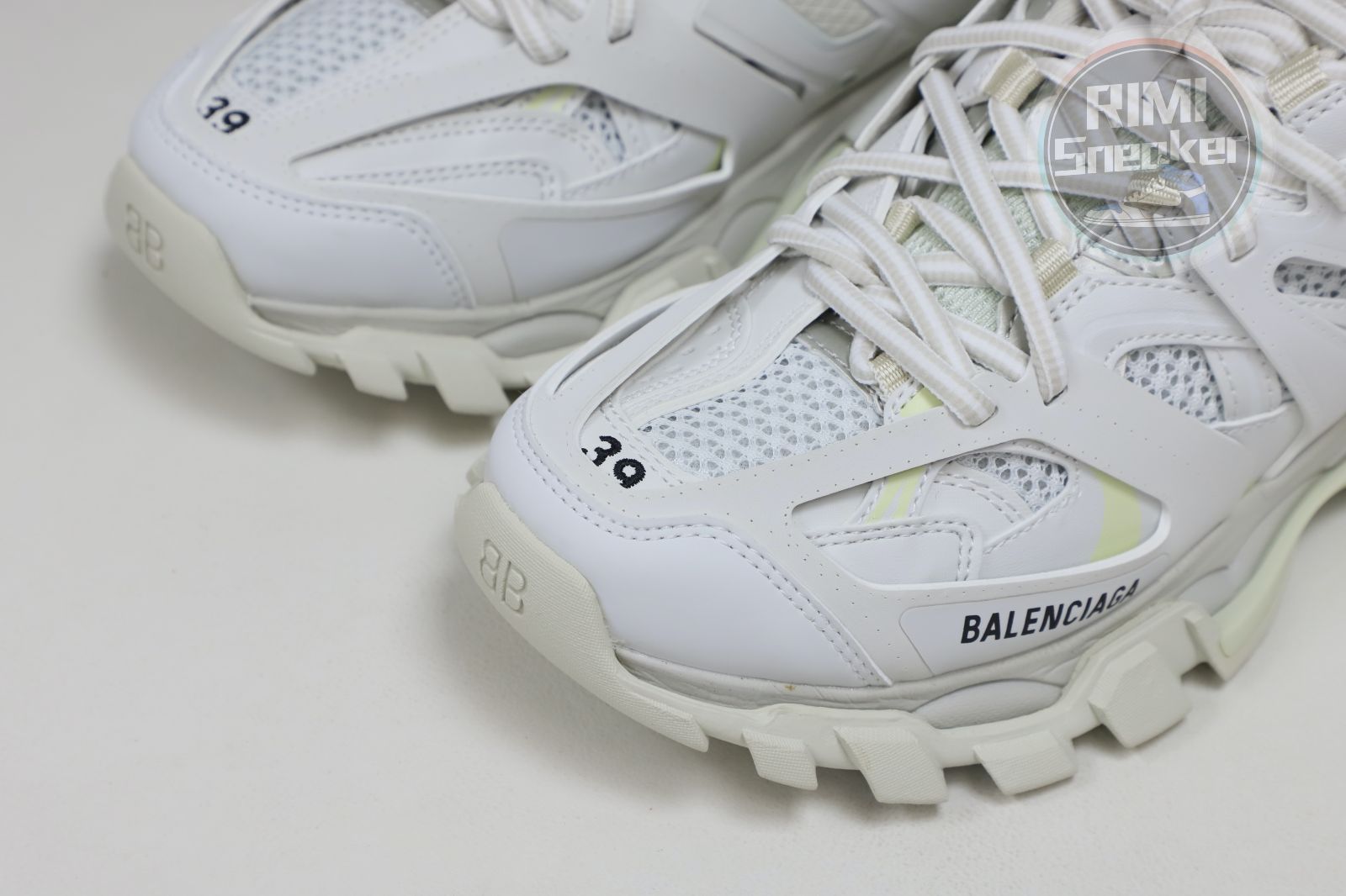 Balenciaga Track(LED)