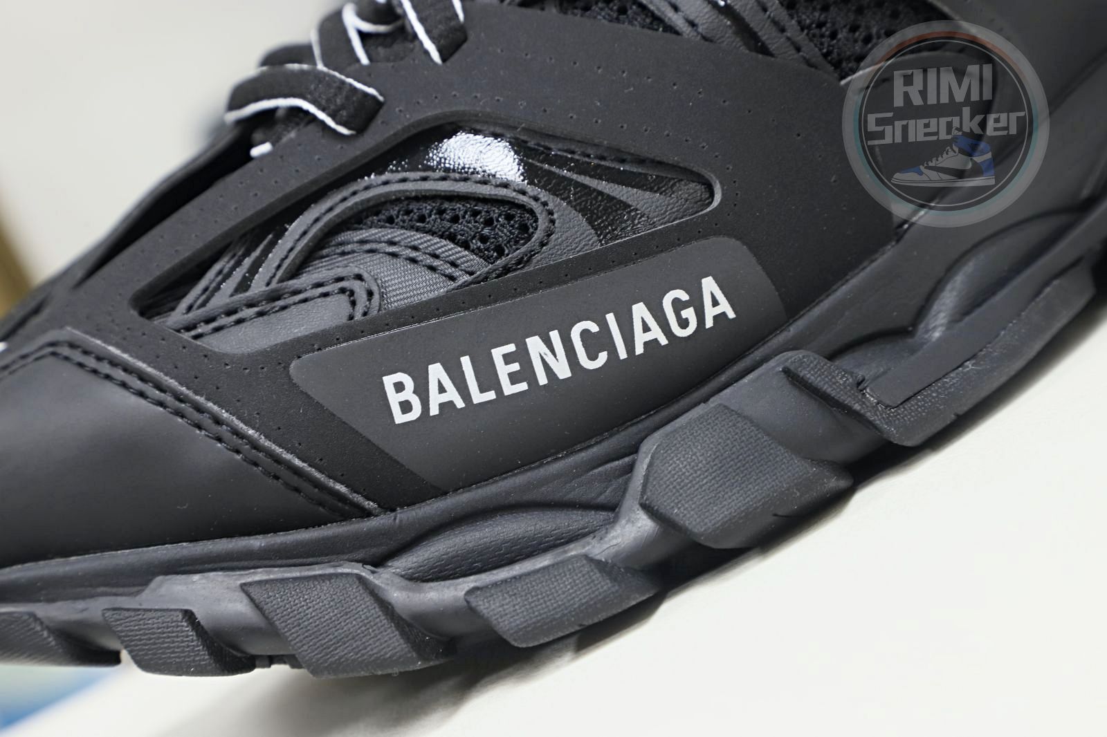 Balenciaga Track(LED)