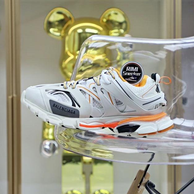 Balenciaga Track(LED)