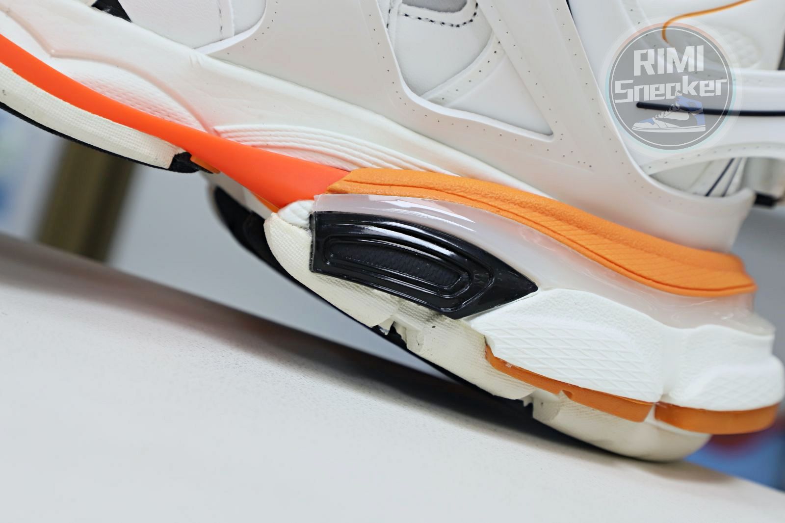 Balenciaga Track(LED)