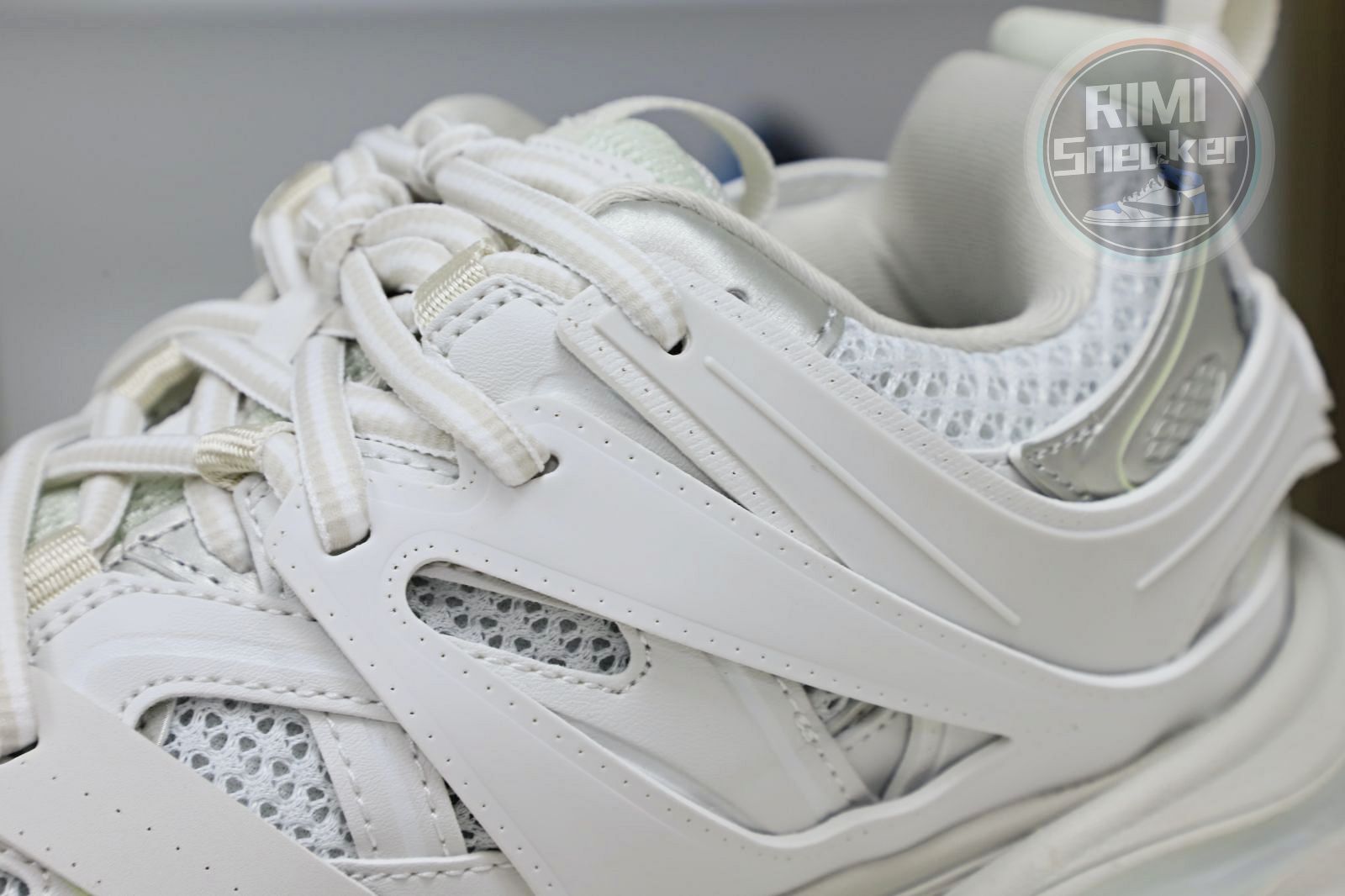 Balenciaga Track(LED)