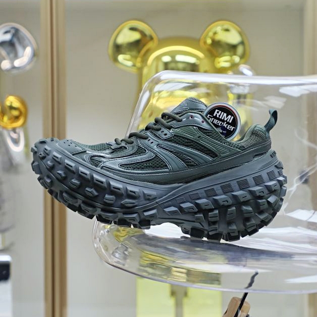 Balenciaga Defender