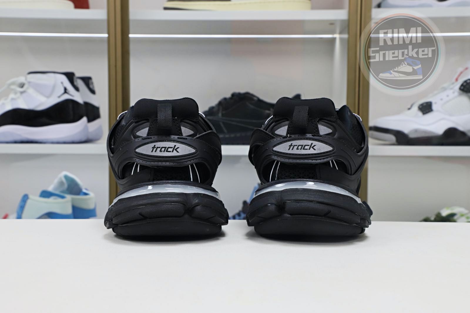 Balenciaga Track(LED)