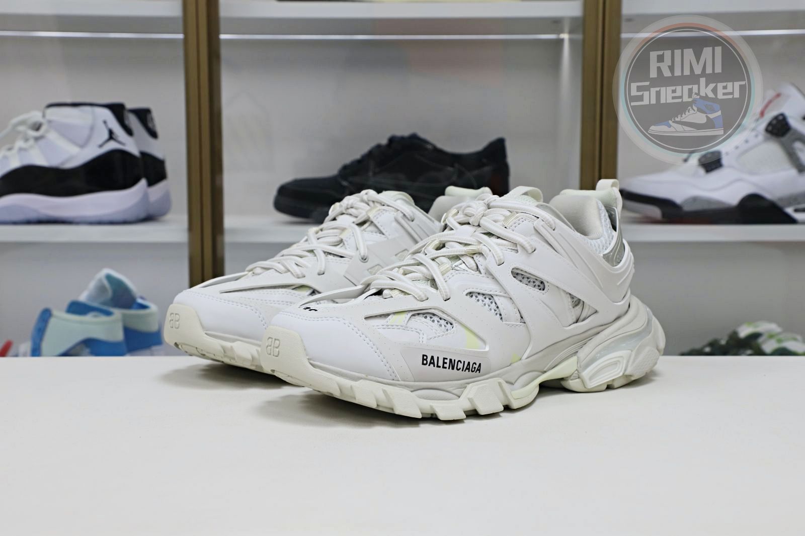 Balenciaga Track(LED)