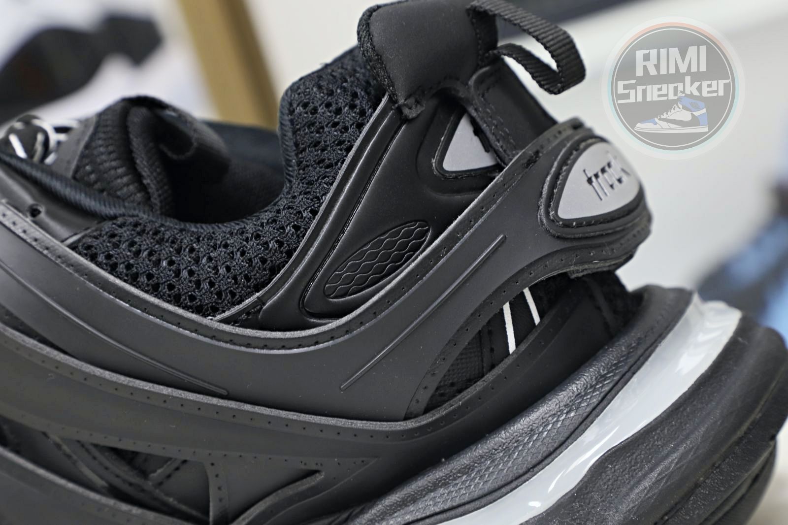 Balenciaga Track(LED)