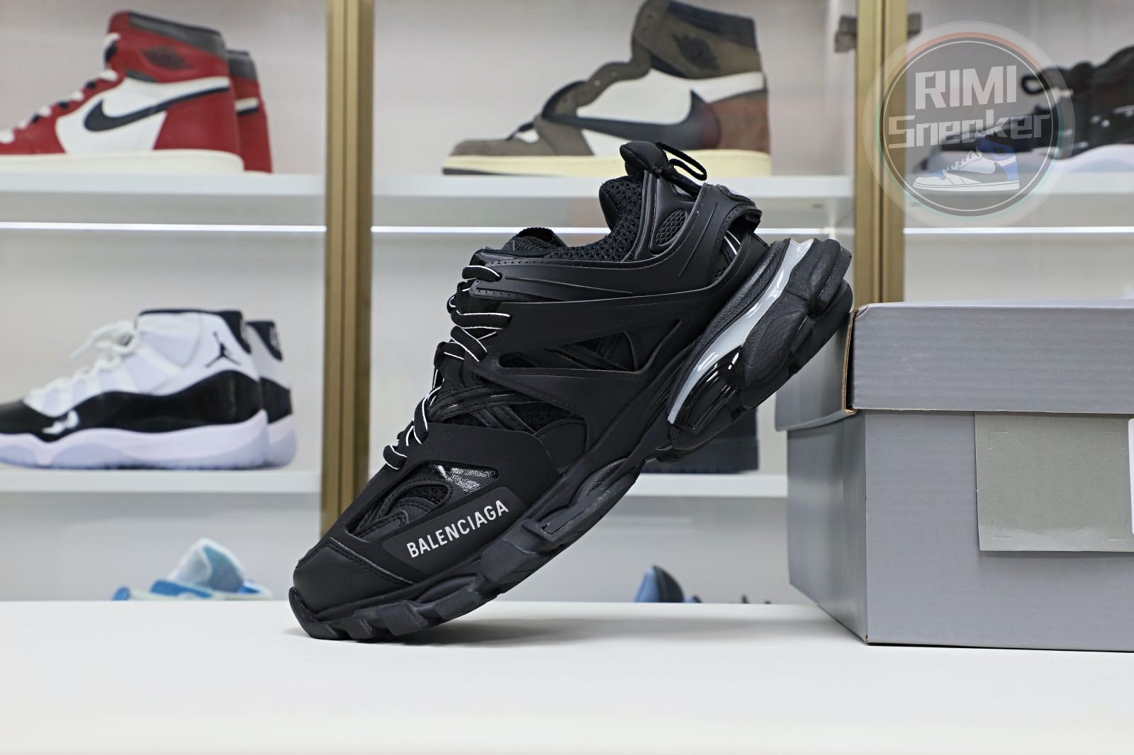 Balenciaga Track(LED)