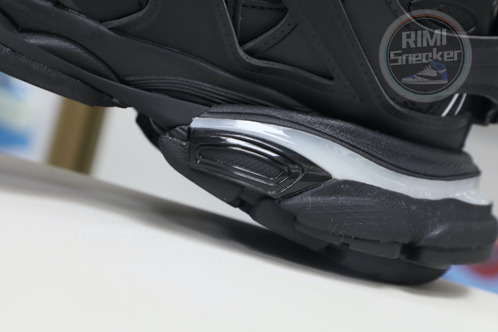 Balenciaga Track(LED)