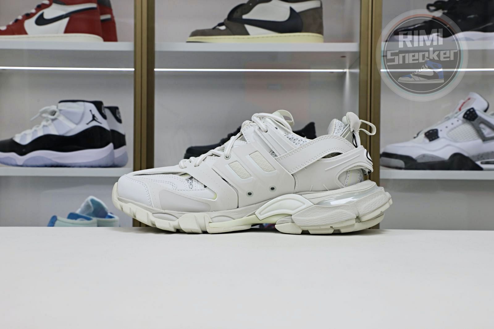 Balenciaga Track(LED)