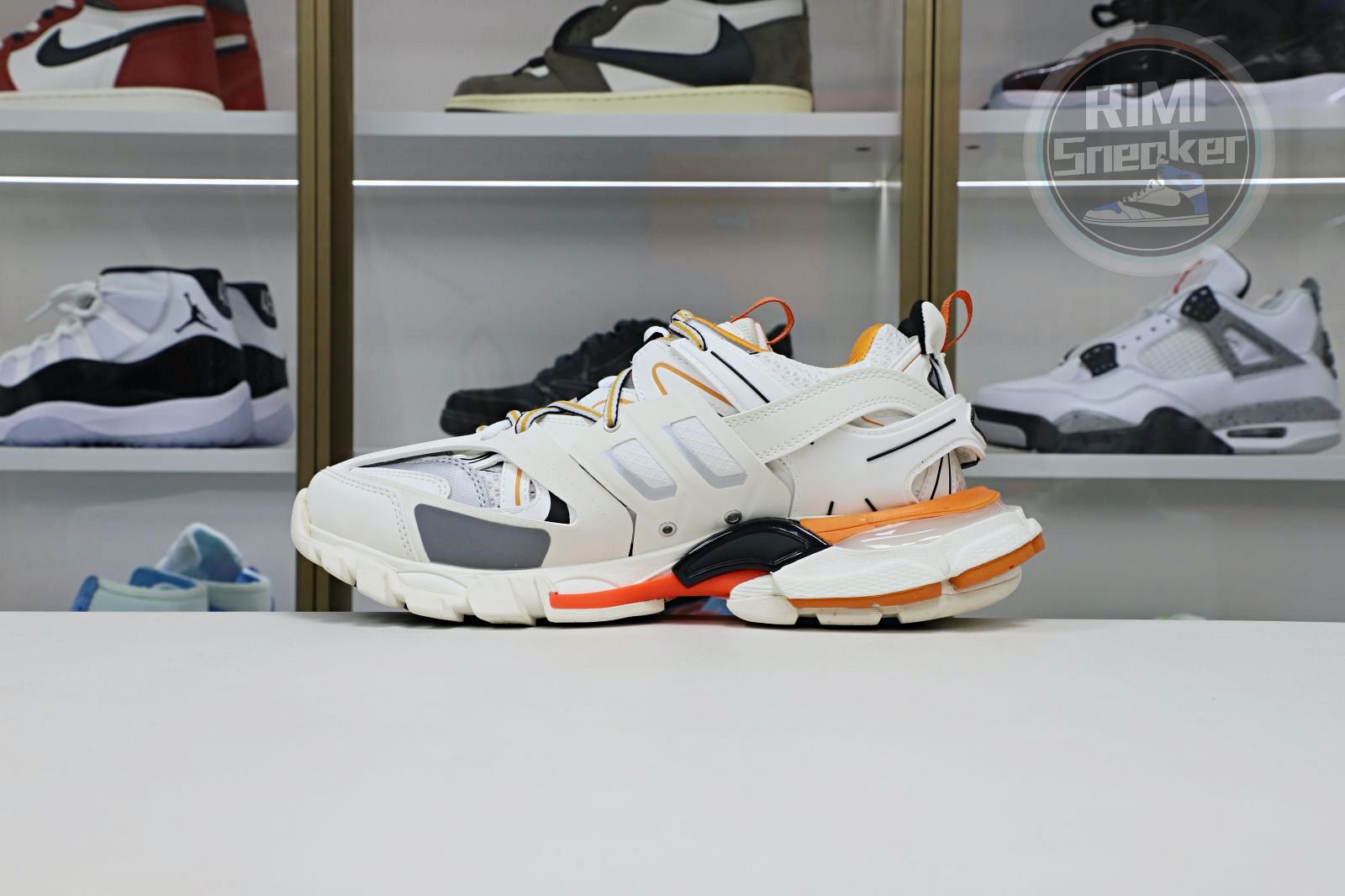 Balenciaga Track(LED)