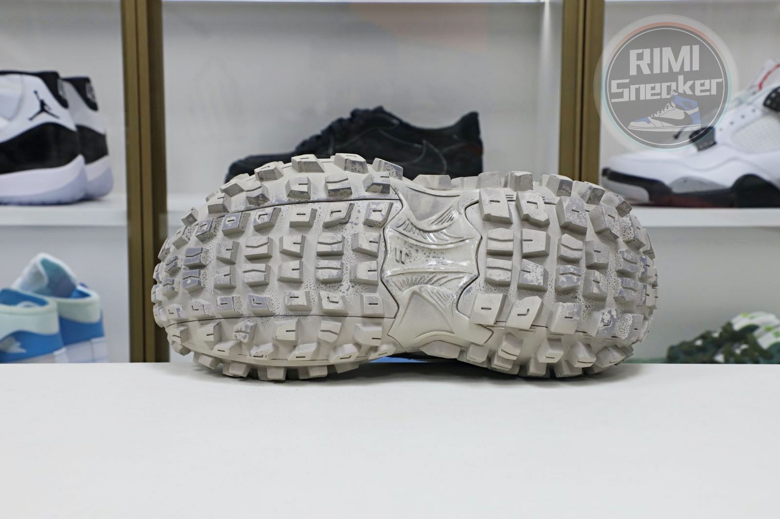 Balenciaga Defender