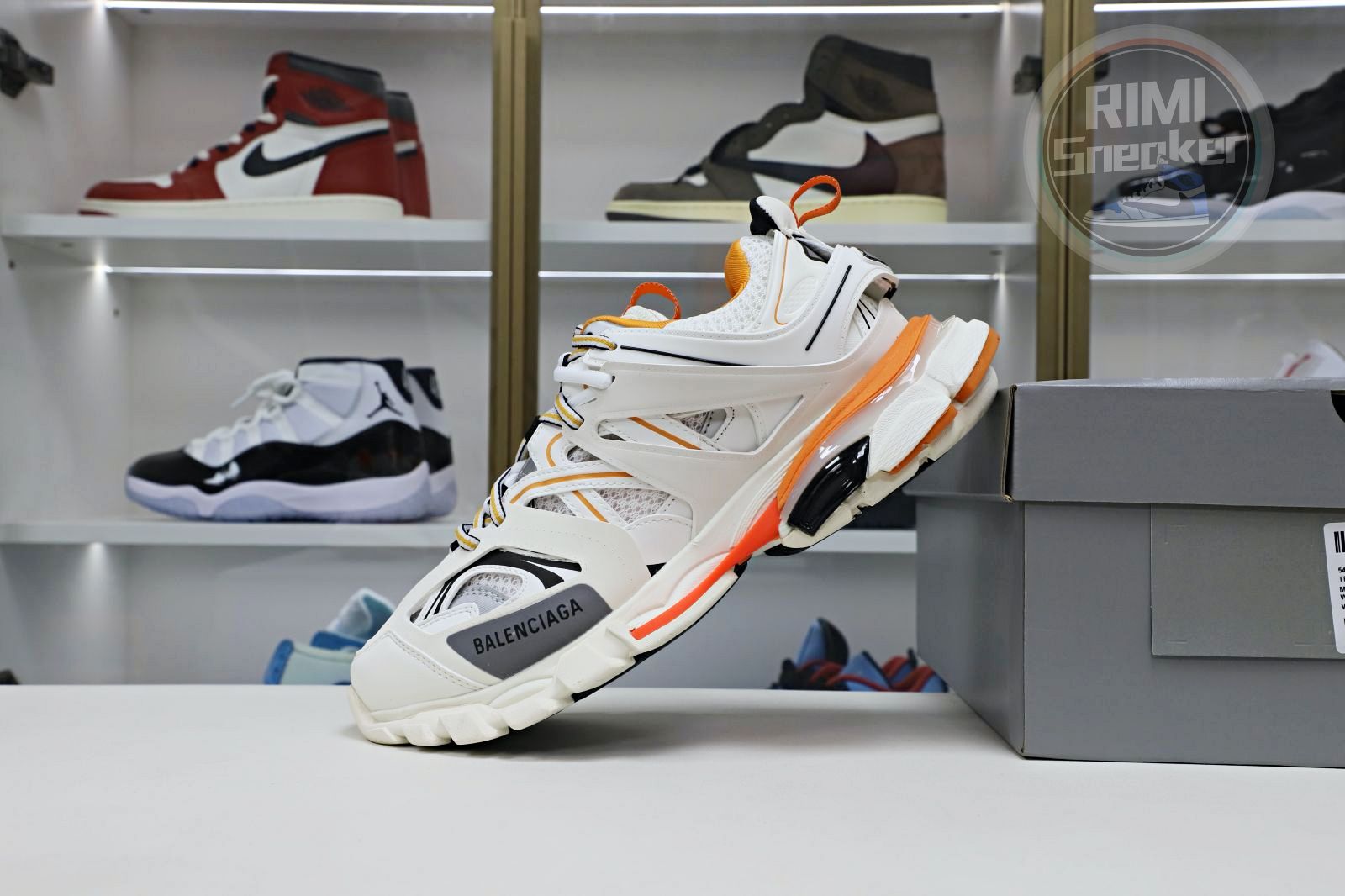 Balenciaga Track(LED)