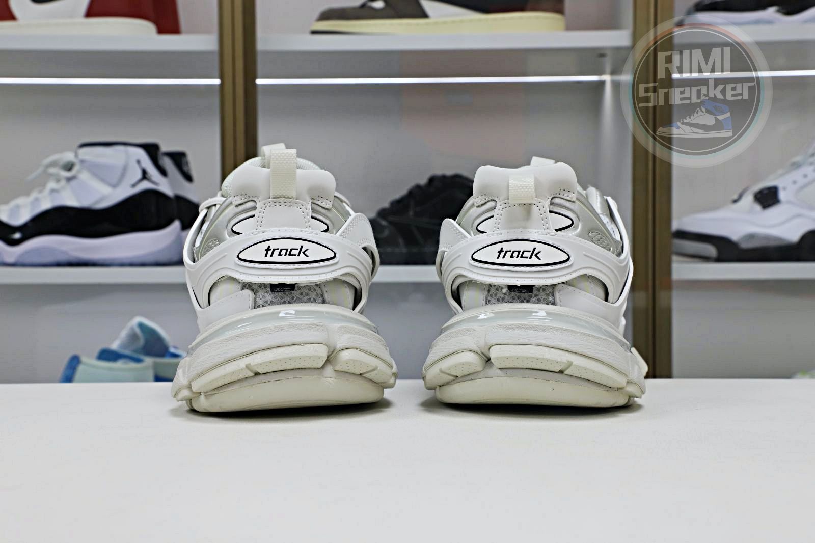 Balenciaga Track(LED)