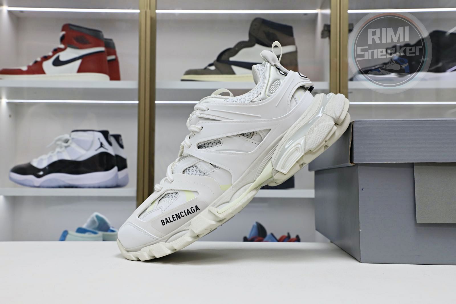 Balenciaga Track(LED)