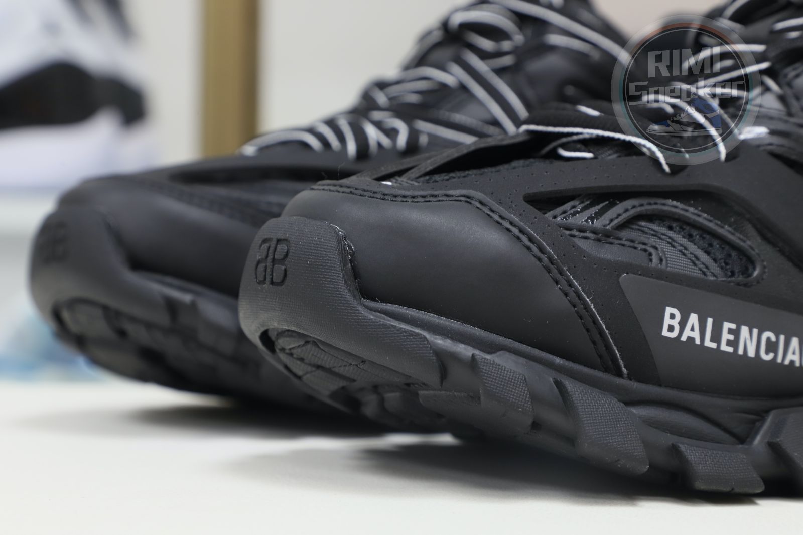 Balenciaga Track(LED)
