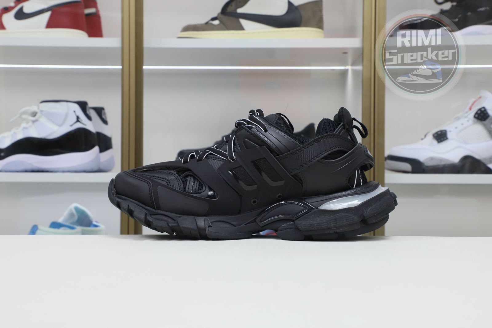 Balenciaga Track(LED)