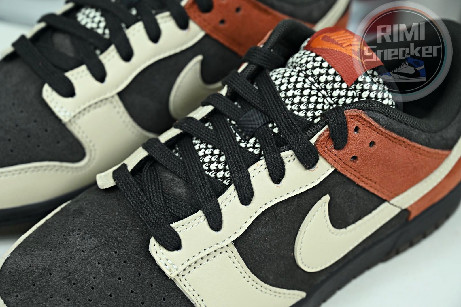 Nike Dunk Low