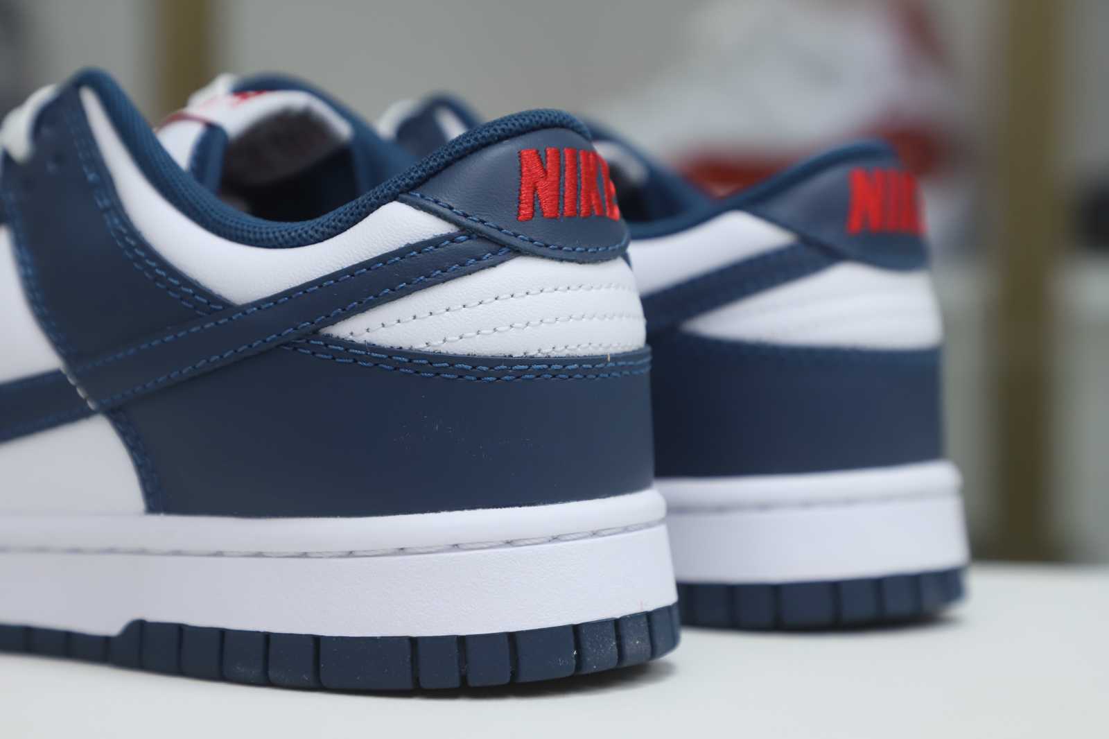 Nike Dunk Low Retro