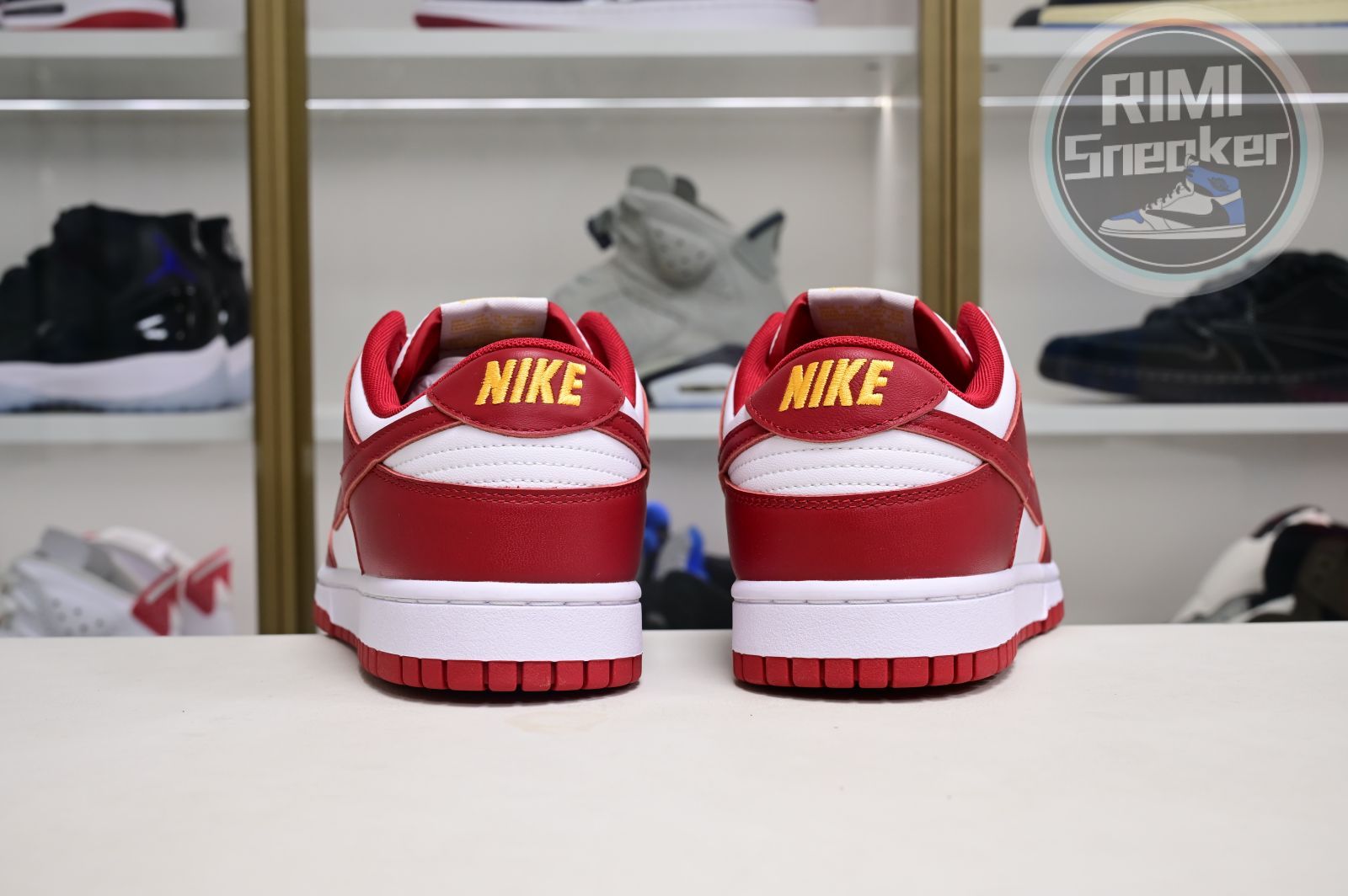 Nike Dunk Low Retro