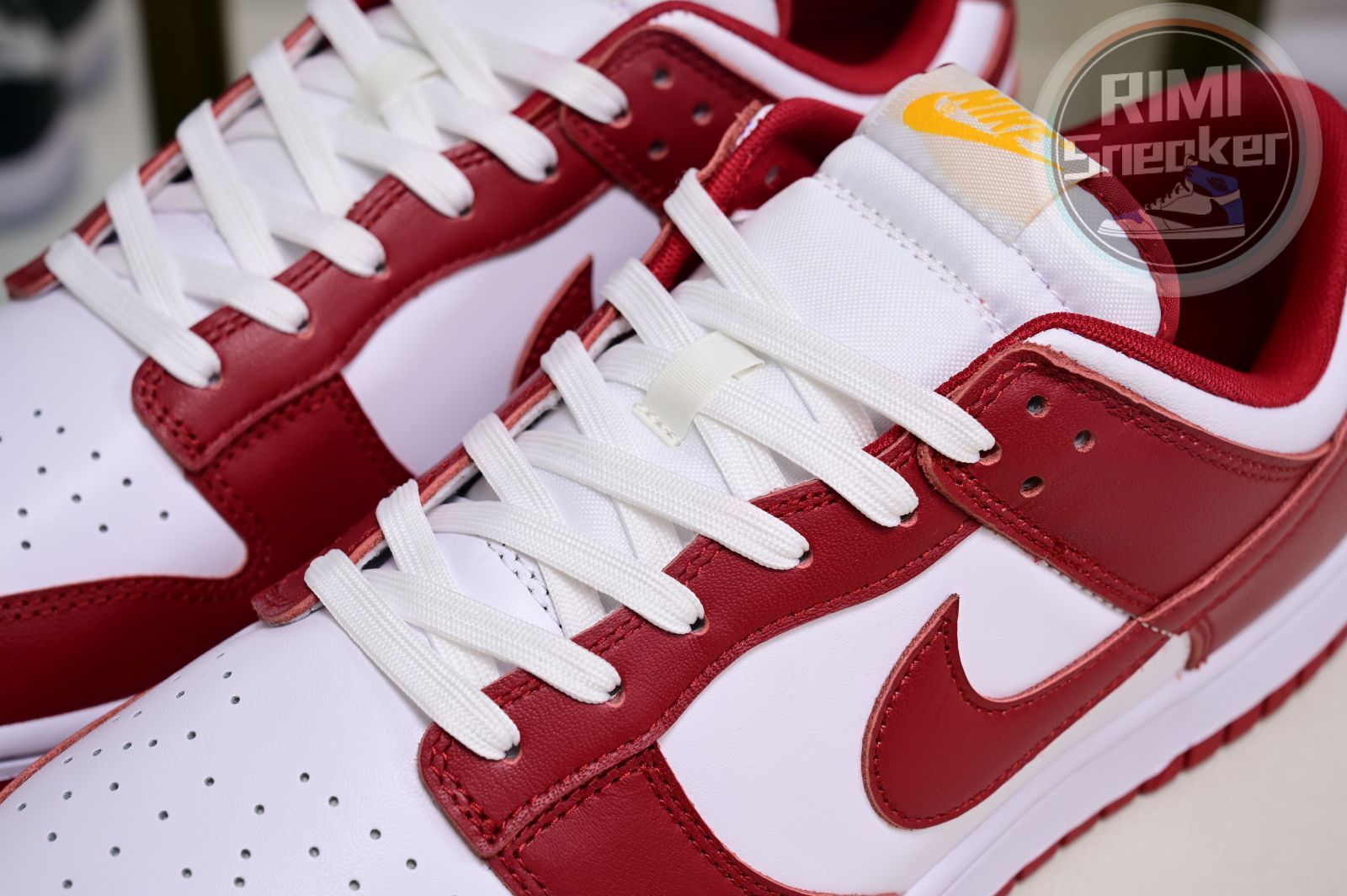 Nike Dunk Low Retro