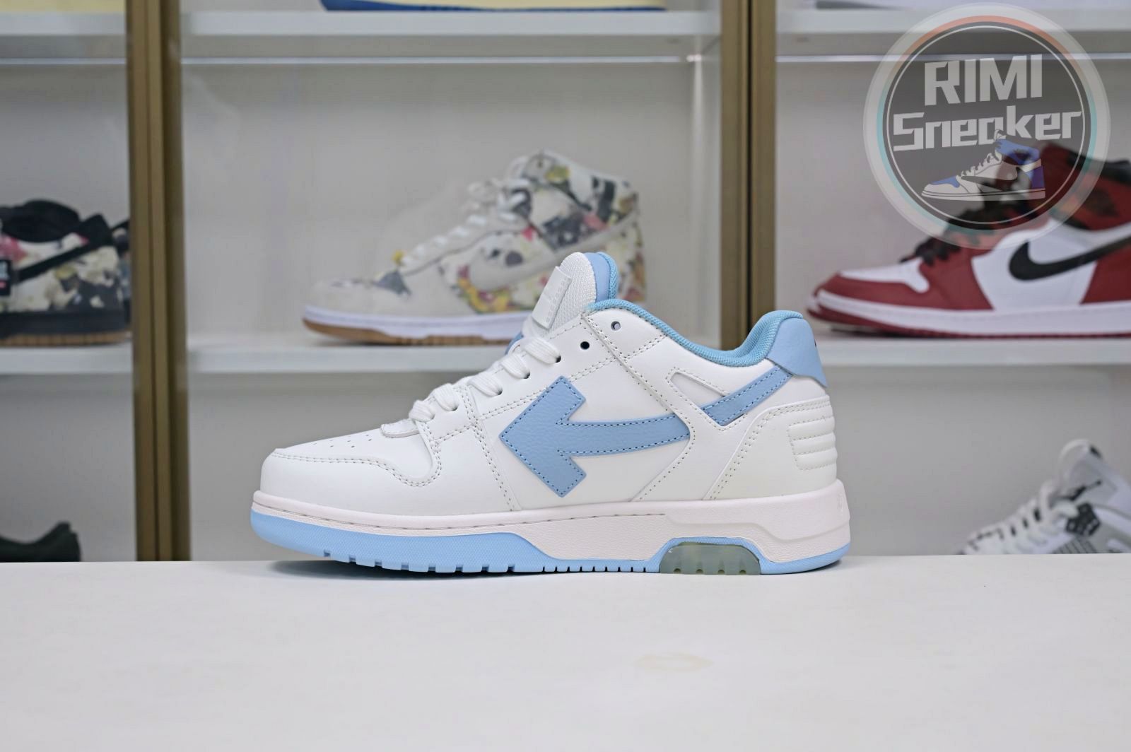 OFF-WHITE Out Of Office