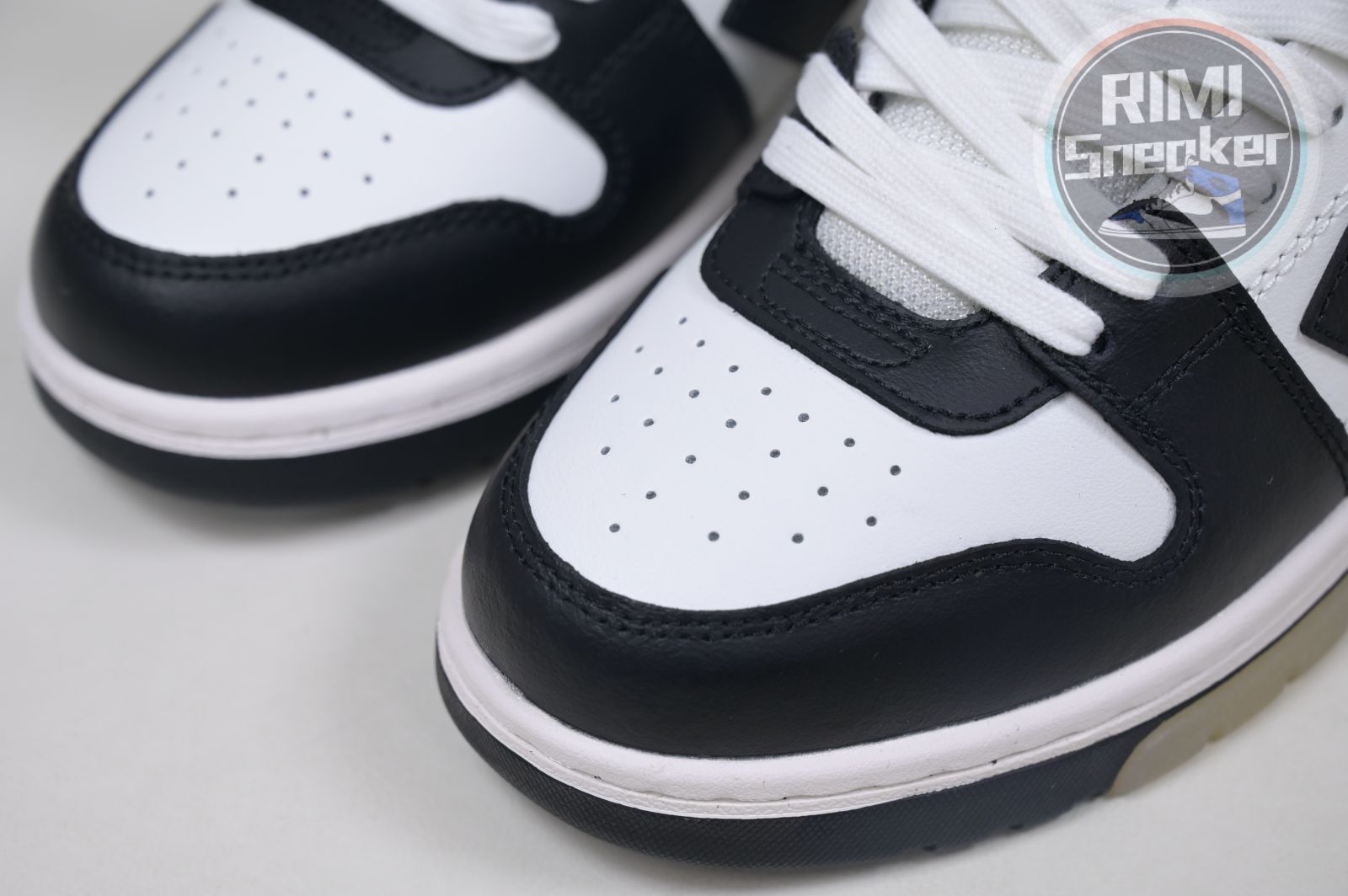 OFF-WHITE Out Of Office