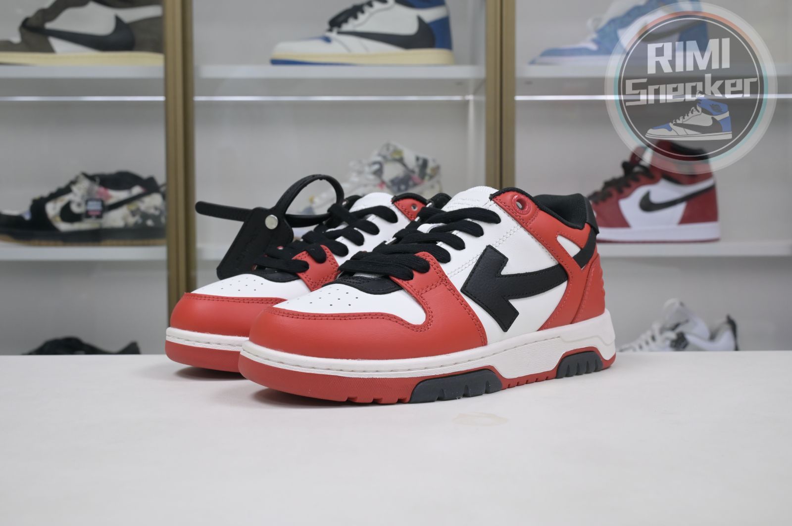OFF-WHITE Out Of Office