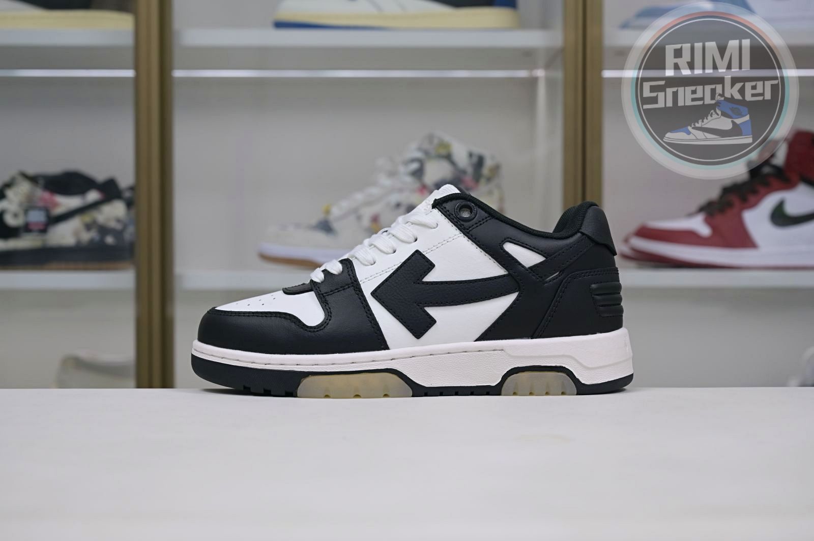 OFF-WHITE Out Of Office