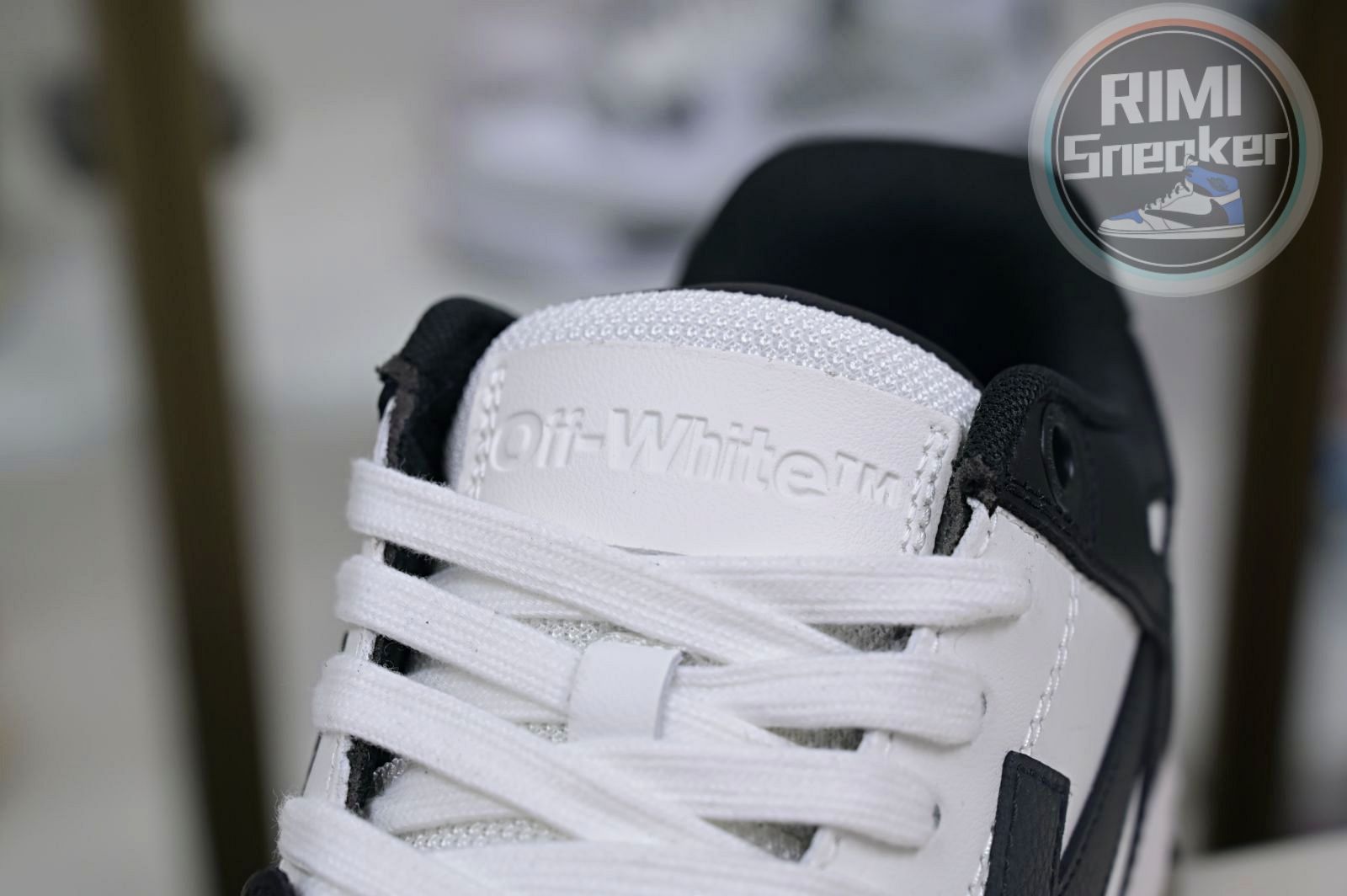 OFF-WHITE Out Of Office
