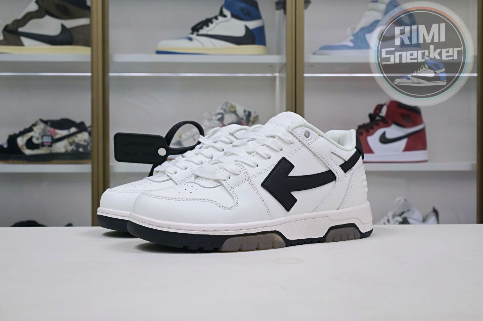 OFF-WHITE Out Of Office