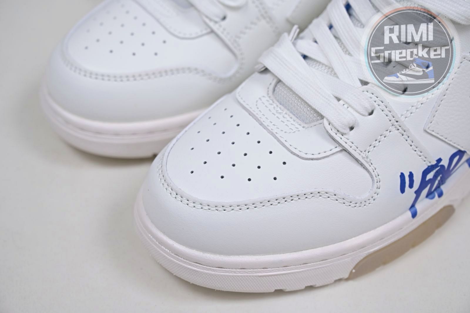OFF-WHITE Out Of Office