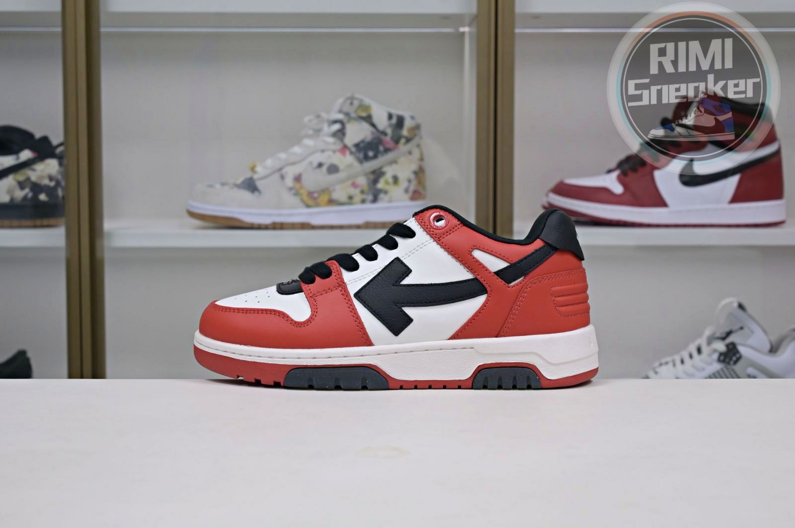 OFF-WHITE Out Of Office