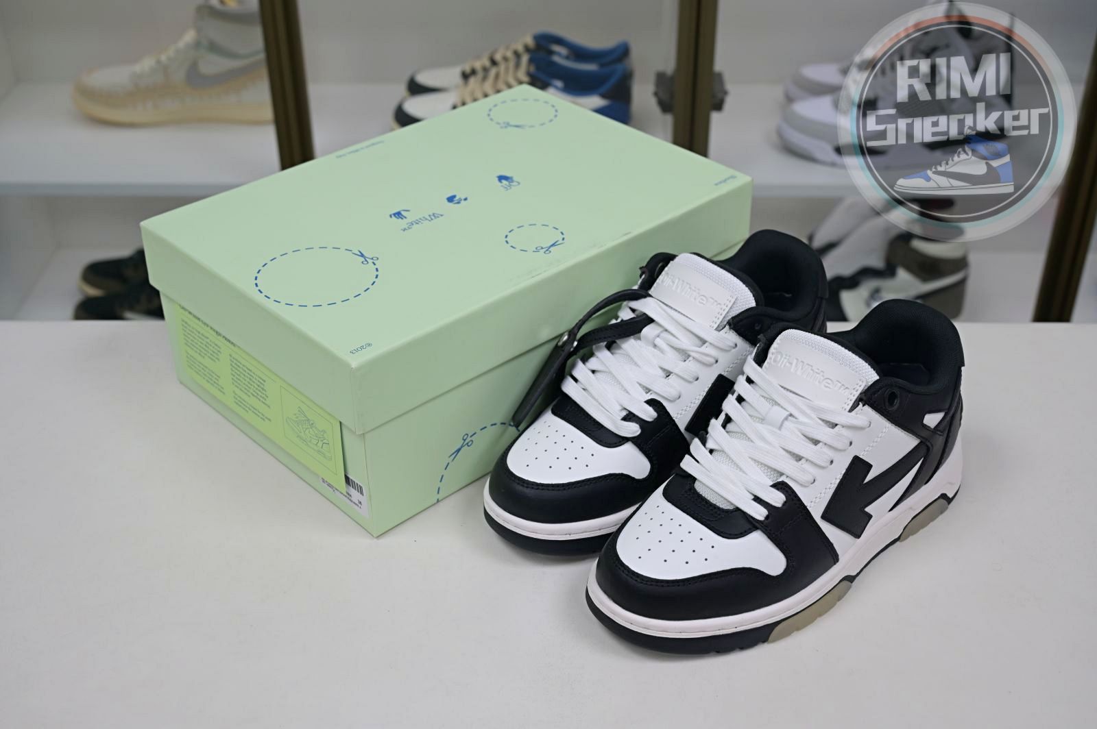 OFF-WHITE Ous Of Office