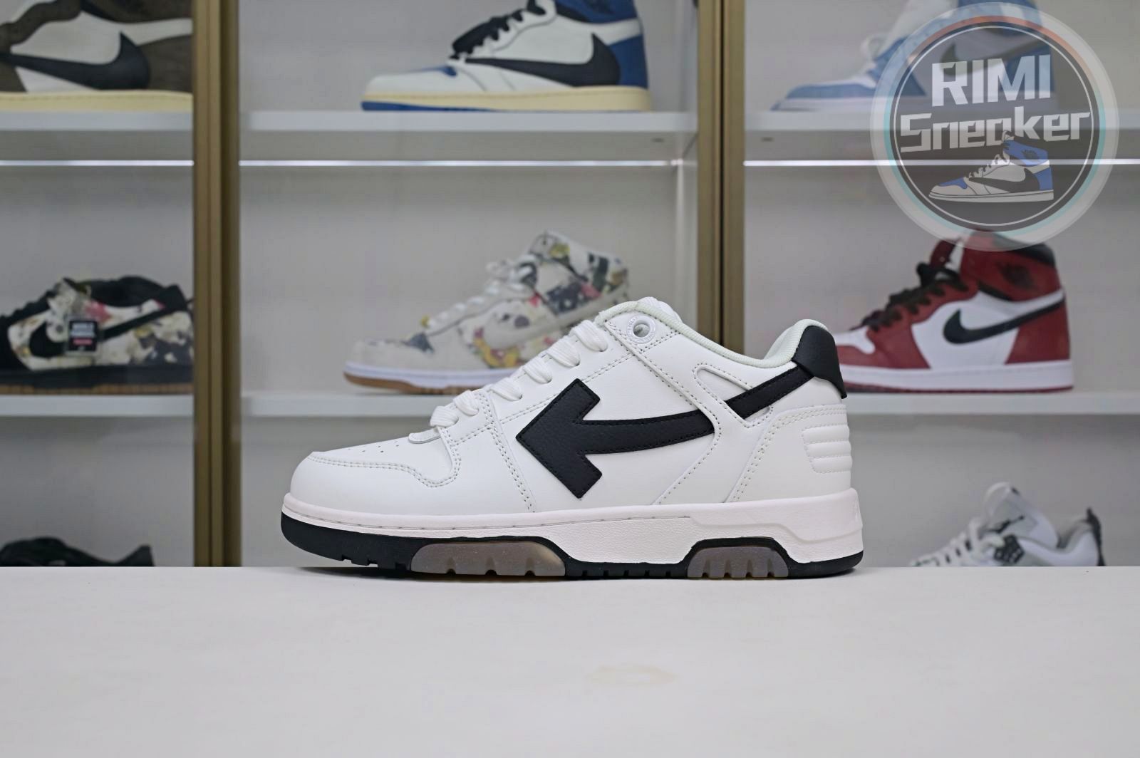 OFF-WHITE Out Of Office