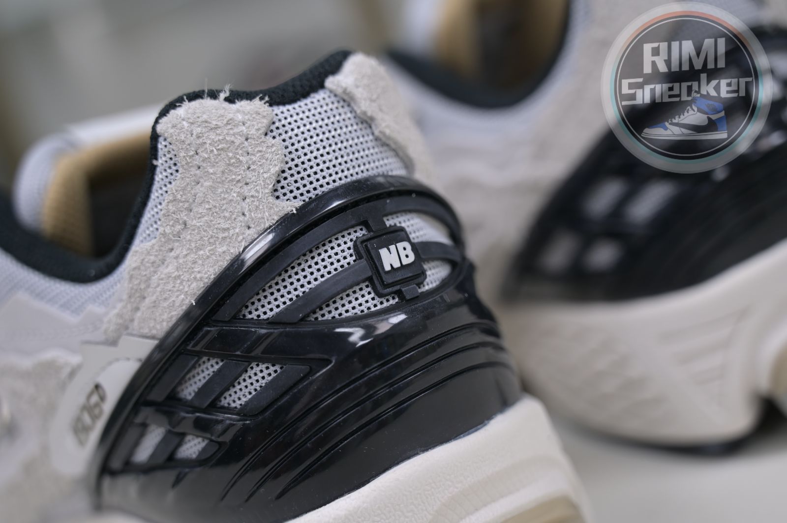 New Balance NB 1906R