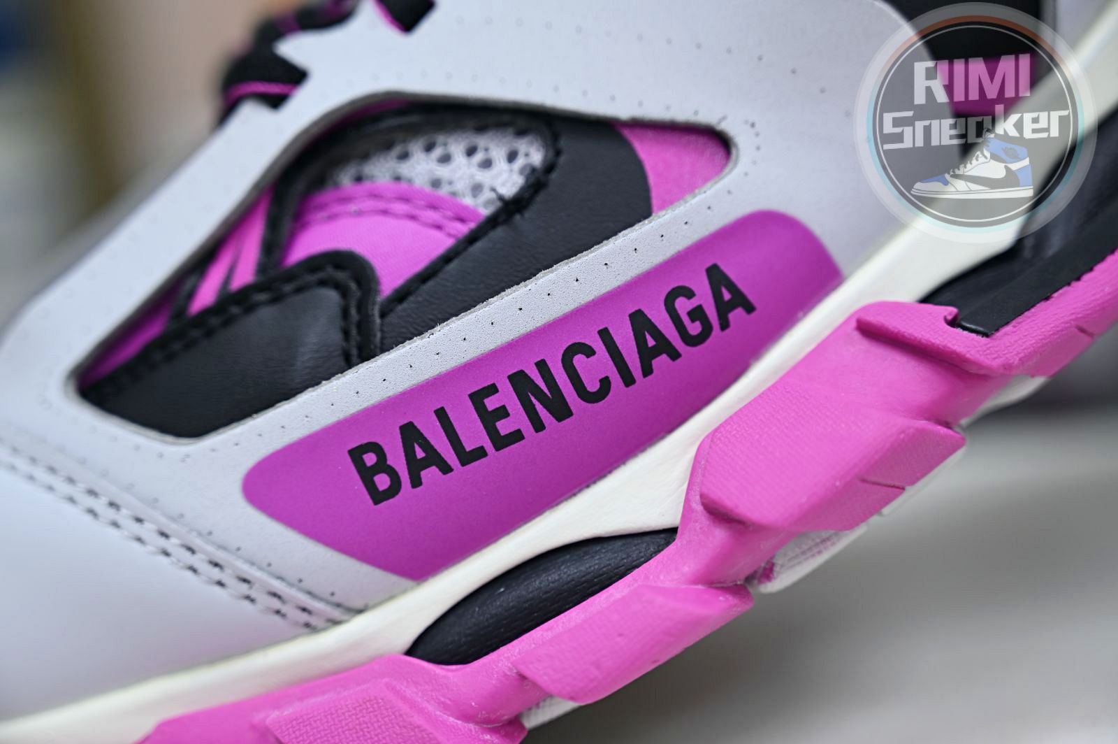 Balenciaga Track(LED)