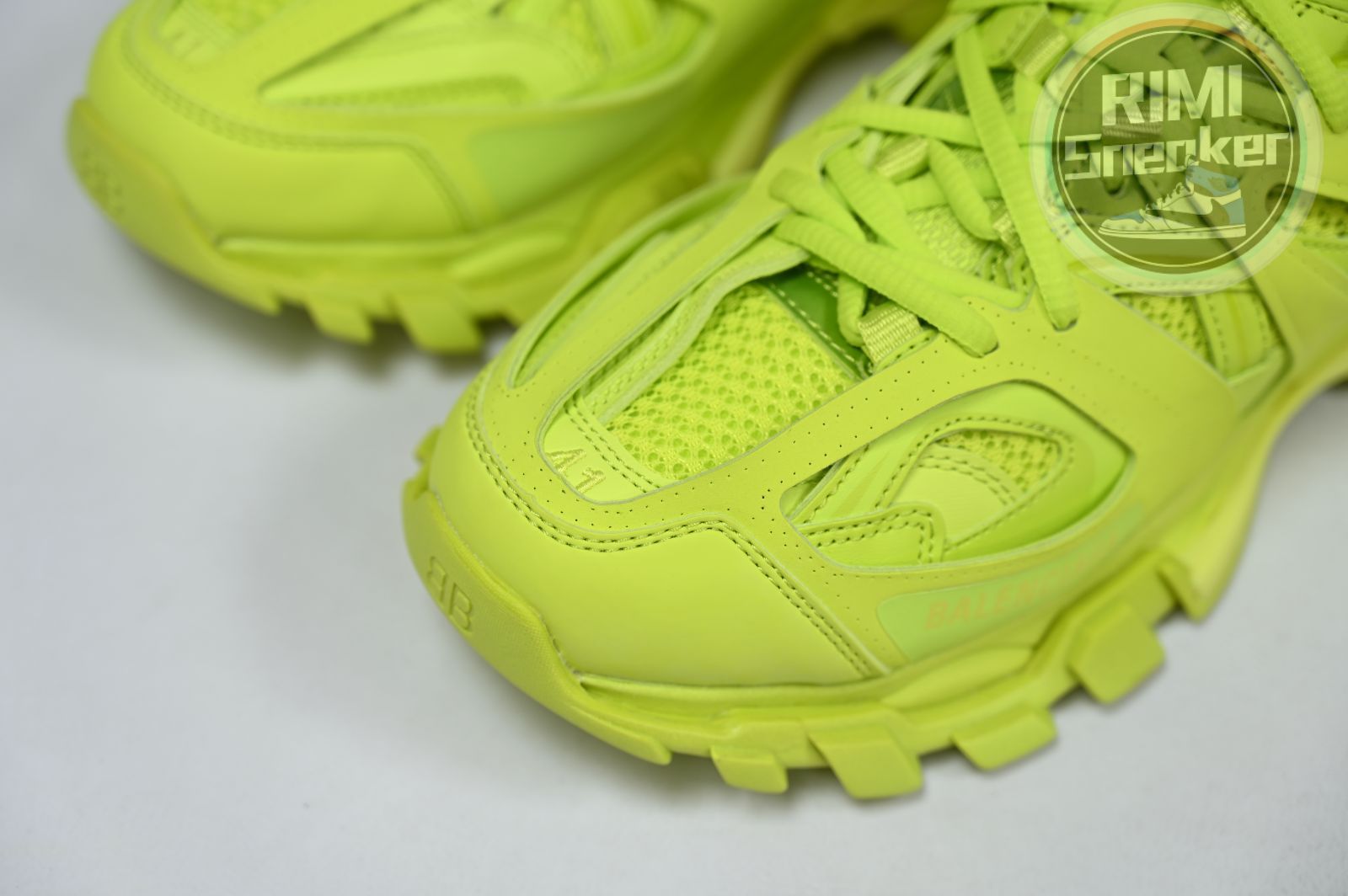 Balenciaga Track(LED)