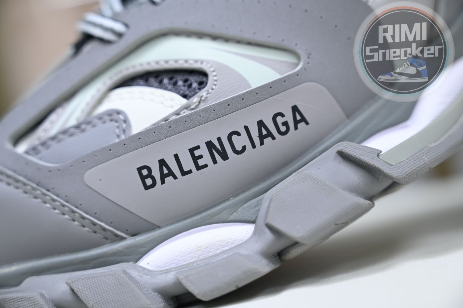 Balenciaga Track(LED)