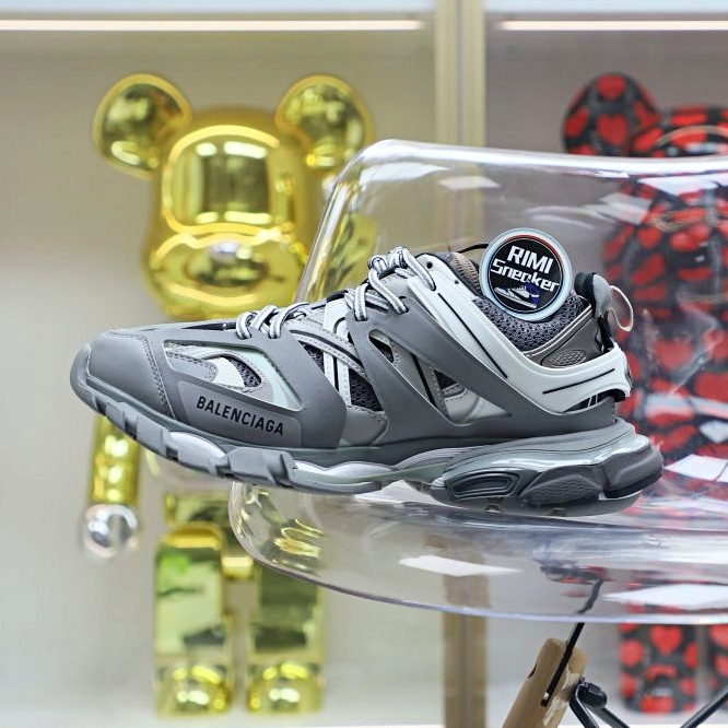 Balenciaga Track(LED)