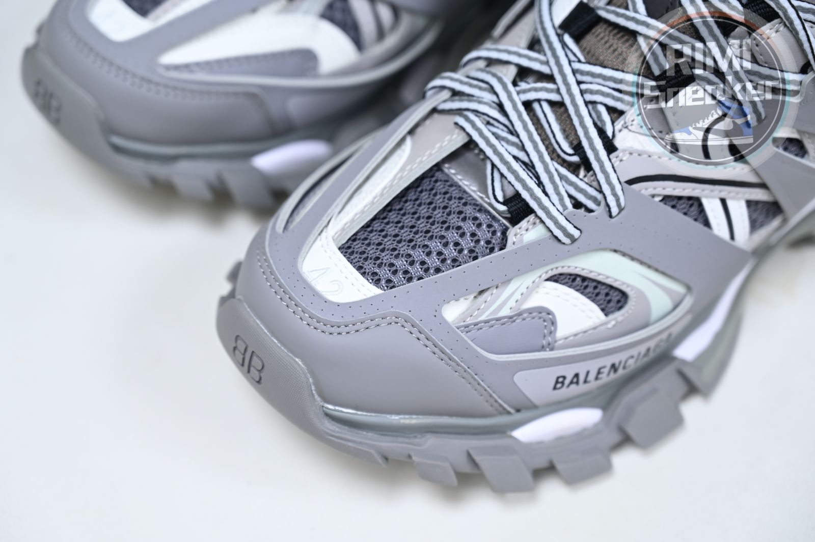 Balenciaga Track(LED)