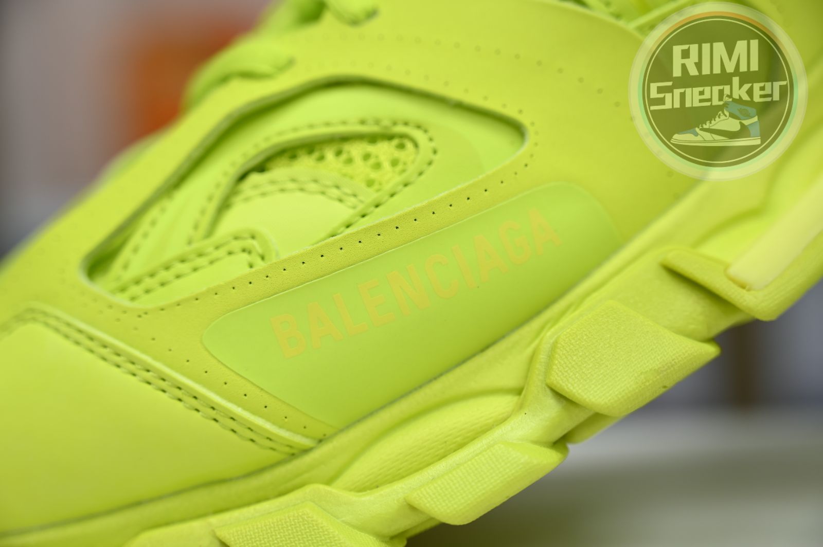 Balenciaga Track(LED)