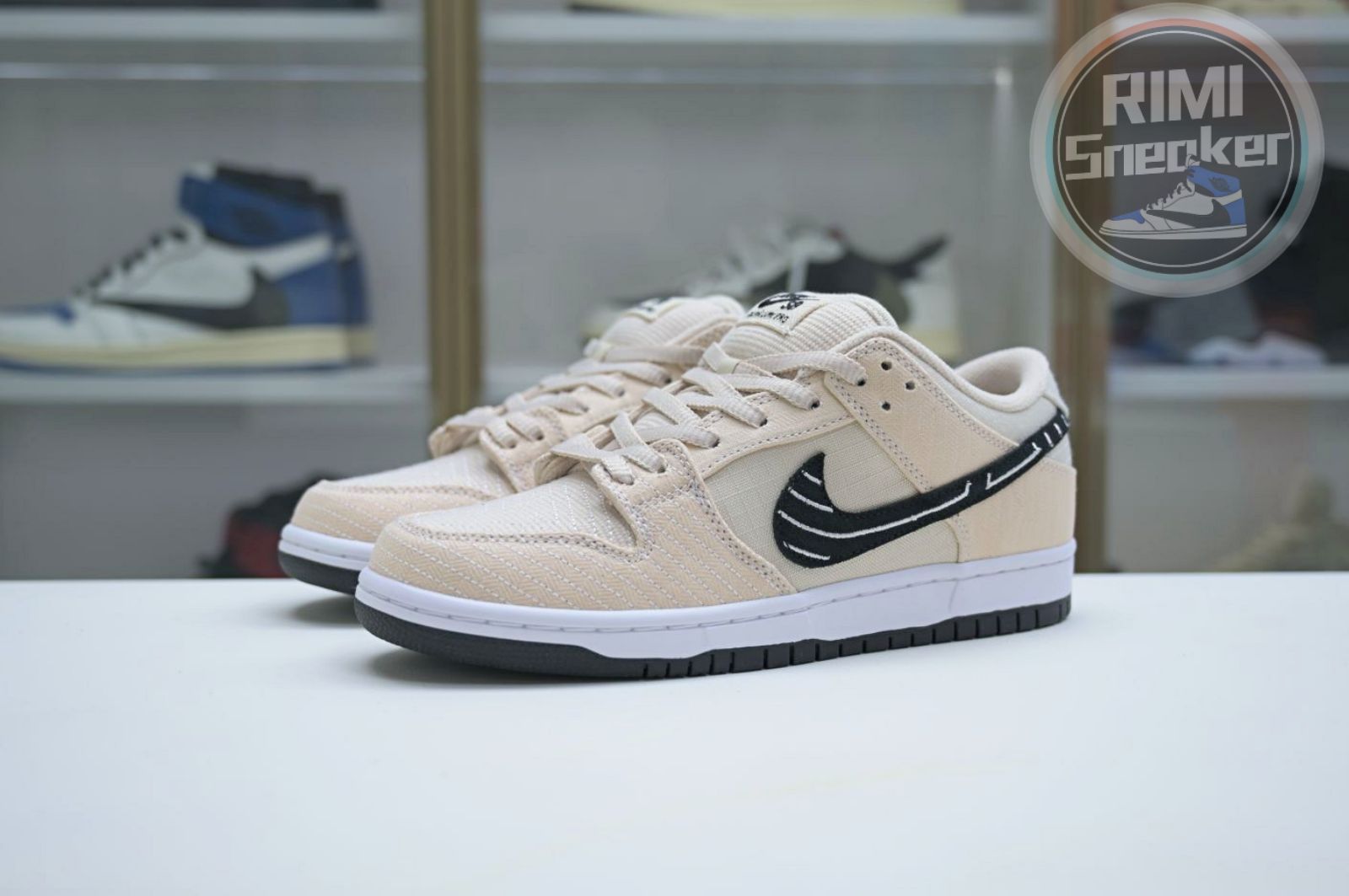 Albino & Preto x Nike Dunk SB Low Pro